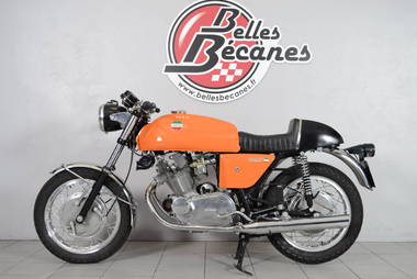 Laverda SF 750 (2)