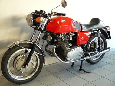 Laverda SF 750 (2)