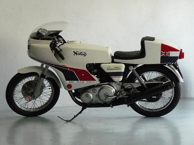 Norton 850 JPS (7)