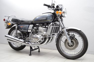 Suzuki 750 GT (10)