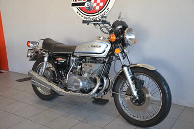 Suzuki GT550 (8)