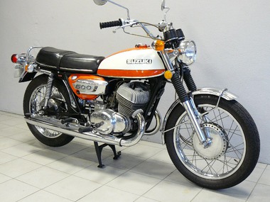 Suzuki T500 J  (10)