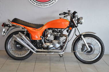 Triumph T140 Hurricane evocation (10)