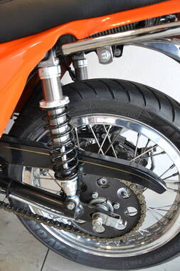 Triumph T140 Hurricane evocation (9)