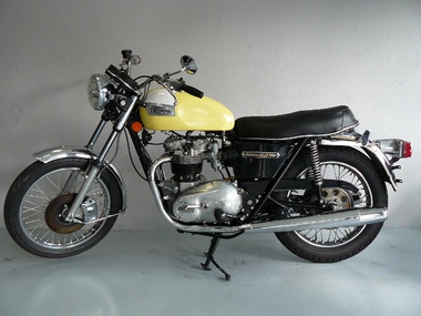 Triumph T140V 76 (7)