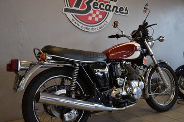 TRIUMPH TRIDENT T160 (11)