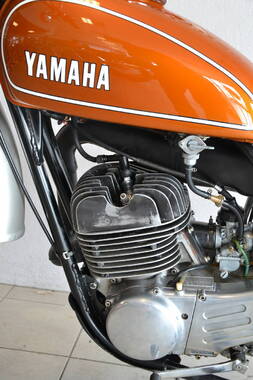 Yamaha DT250 (6)