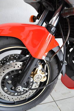 Yamaha FZ 750 (10)