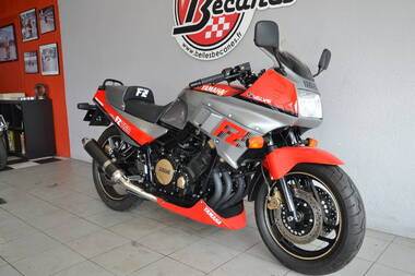 Yamaha FZ 750 (14)