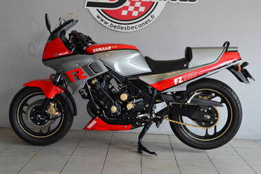Yamaha FZ 750 (6)