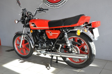 Yamaha RD400 (3)