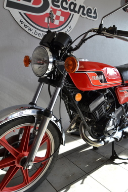Yamaha RD400 (5)
