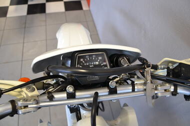 Yamaha TT350 bleue (5)