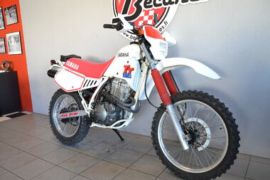 YAMAHA TT350 rouge (7)