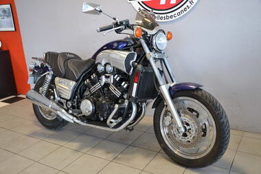 Yamaha Vmax 1200 (8)