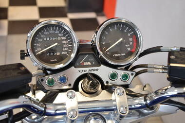 Yamaha XJR 1200 Sarron (10)