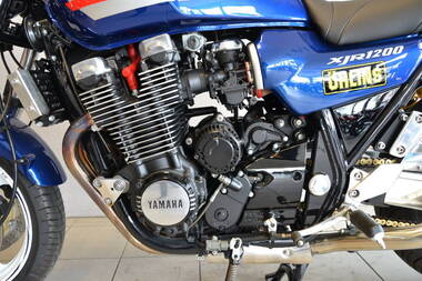 Yamaha XJR 1200 Sarron (8)