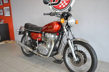 Yamaha XS 650 Rouge (11)