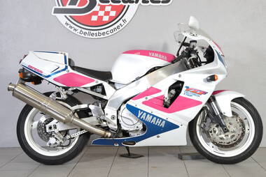 Yamaha YZF 750 (1)