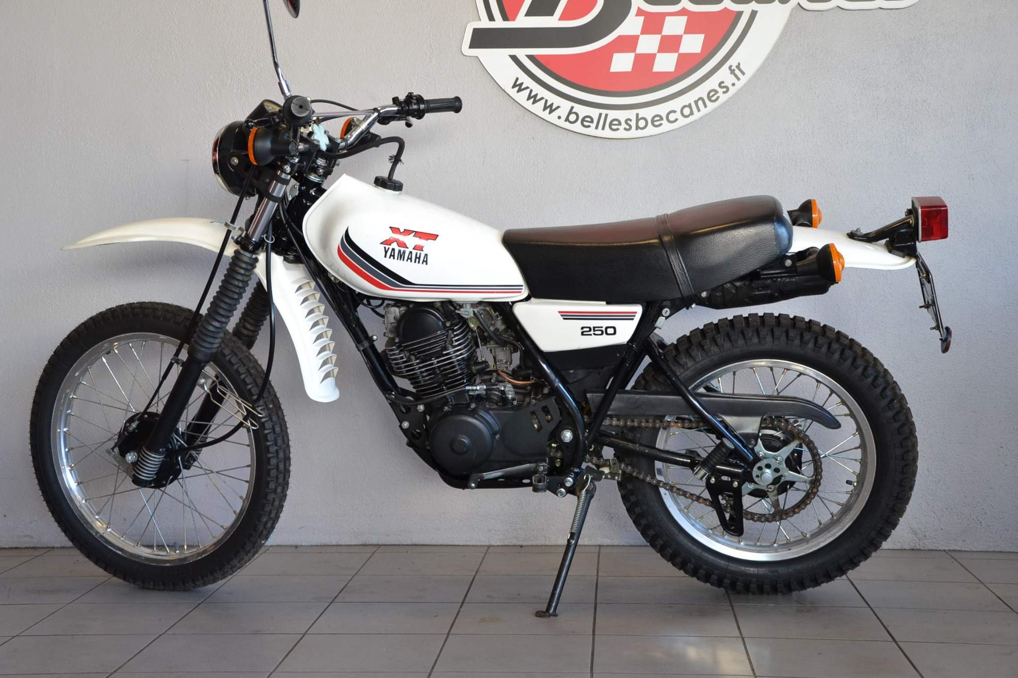 YAMAHA 250XT (7).JPG