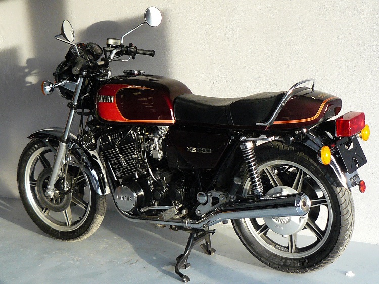 Yamaha 850 XS (1)